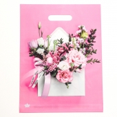 Розовый пакет с цветочным принтом и вырубной ручкой (40х31 см) - Сима-Ленд - купить с доставкой в Симферополе